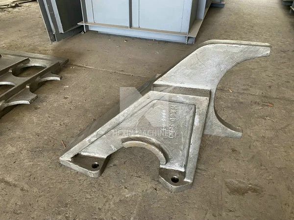 Radiant Cast Support A351 HK40 by Sand Casting