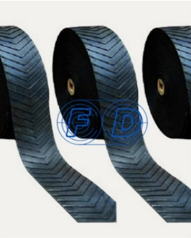 Wholesaler Corrugated Sidewall Ep/Nn Fabric Rubber Conveyor Belts for Waste Recycling