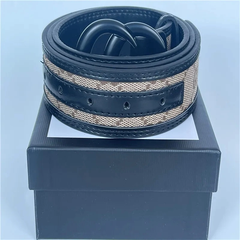 Designer Luxury Men Big Buckle Belt Business Smooth Buckle Top Fashion Mens Belts Wholesale