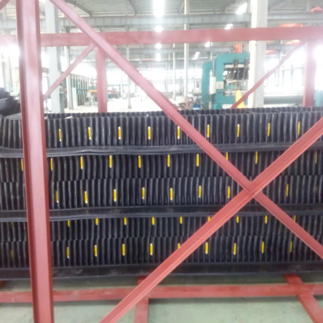 Large Carrying Capacity Sidewall Cleated Conveyor Belt