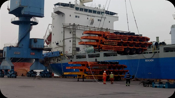 High Strength Lowbed Lowboy Semi Trailer to Transport Large Machines