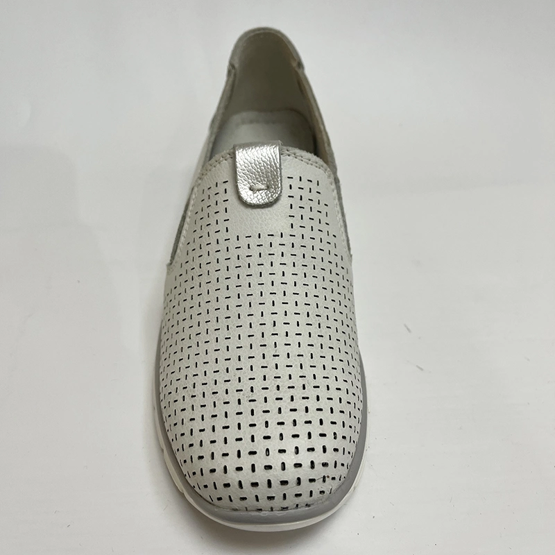 Women&prime;s Perforated Slip on Flat Round Toe Sneaker Shoes