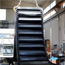 Cross Stabilized Conveyor Belts Whit Hot Vulcanized Corrugated Sidewalls and Cleats Sidewall Conveyor Belt