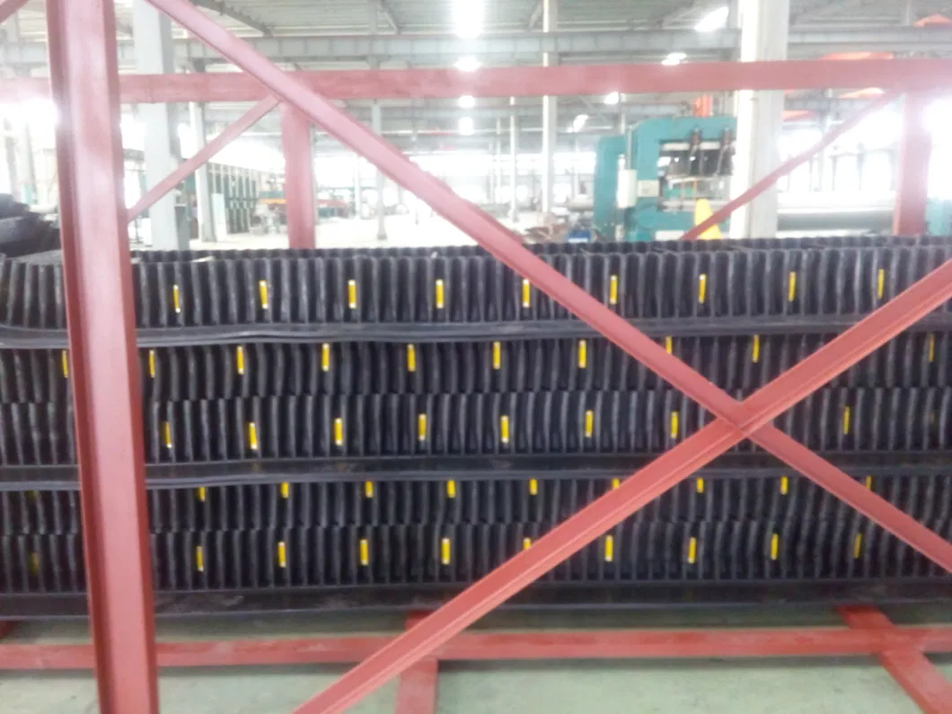 Sidewall Conveyor Belts, Inclined Conveyor Belt with Cleats Belt