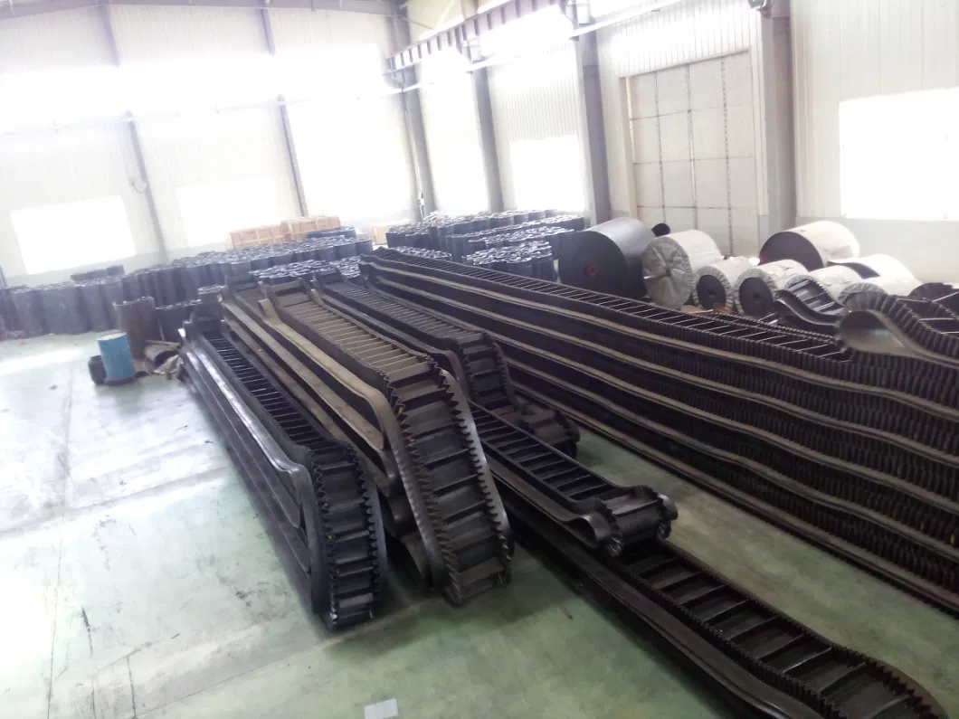 Sidewall Conveyor Belt for Incline Material Conveying