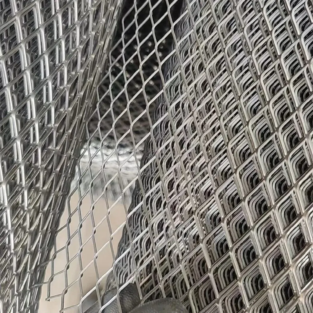 Factory 4*8FT Aluminum Stainless Steel Raised Diamond Flat Expanded Metal Mesh