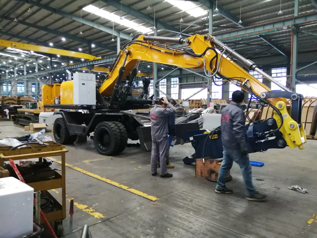 Good Dismantling Machine Excavator Separates Components of Various Metals for Metals Recycling