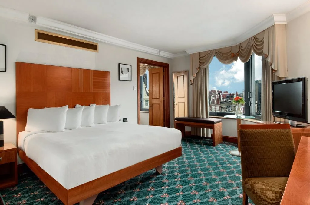 Hotel Bedroom Furniture Set with Modern Hilton Hotel Furniture