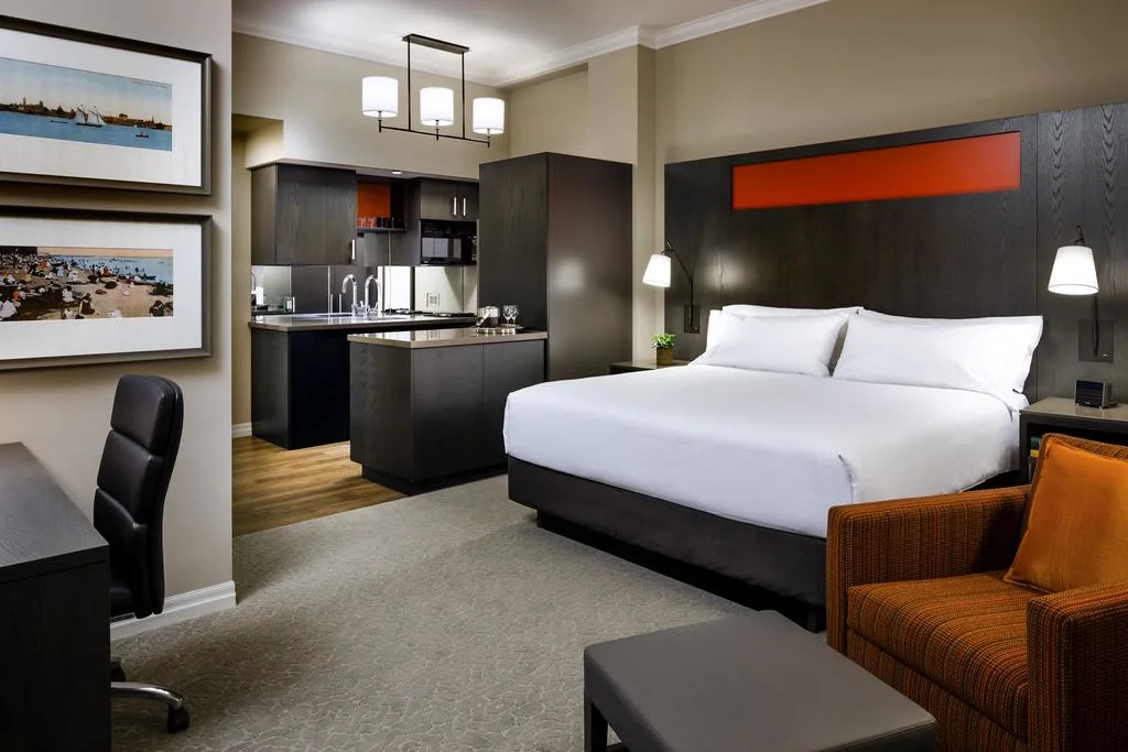 Hampton Inn Wooden Hotel Furniture 5 Star Bedroom Sets
