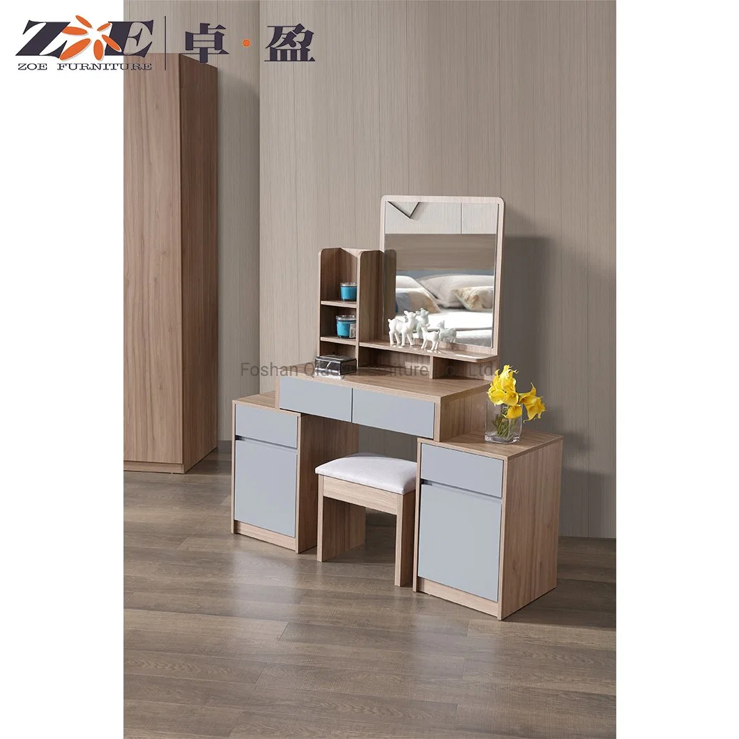 Factory Direct Sale Luxurious MDF Wood Finishing Bedroom Set Italian Modern Home Furniture