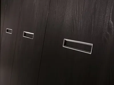  Retro de la vieja moda oscuro Armario de madera con bisagras Mobiliario de dormitorio