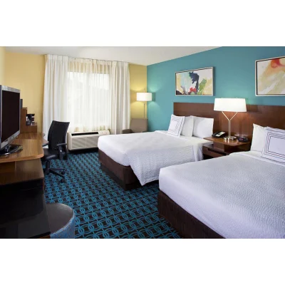  El Lujo moderno de madera maciza Muebles de dormitorio cama King Size para habitación de hotel Holiday Inn Express