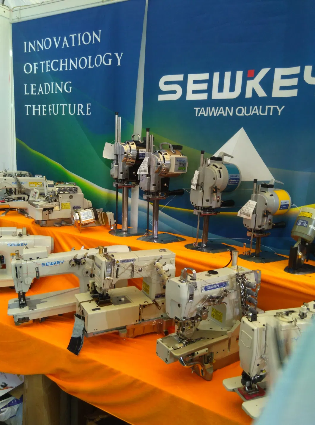 Sk-S2 Industrial Machine for Flat Bed Coverstitch Device