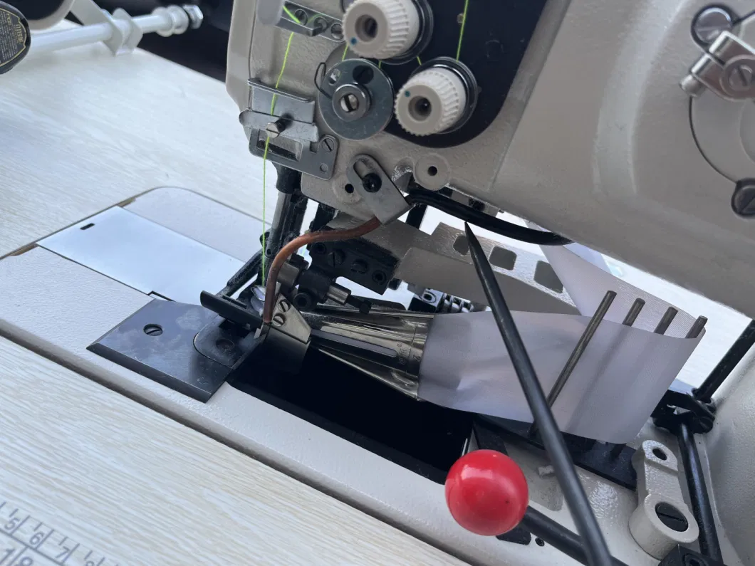 Direct Drive 4 Thread Overlock Sewing Machine with Side Tape Feeder