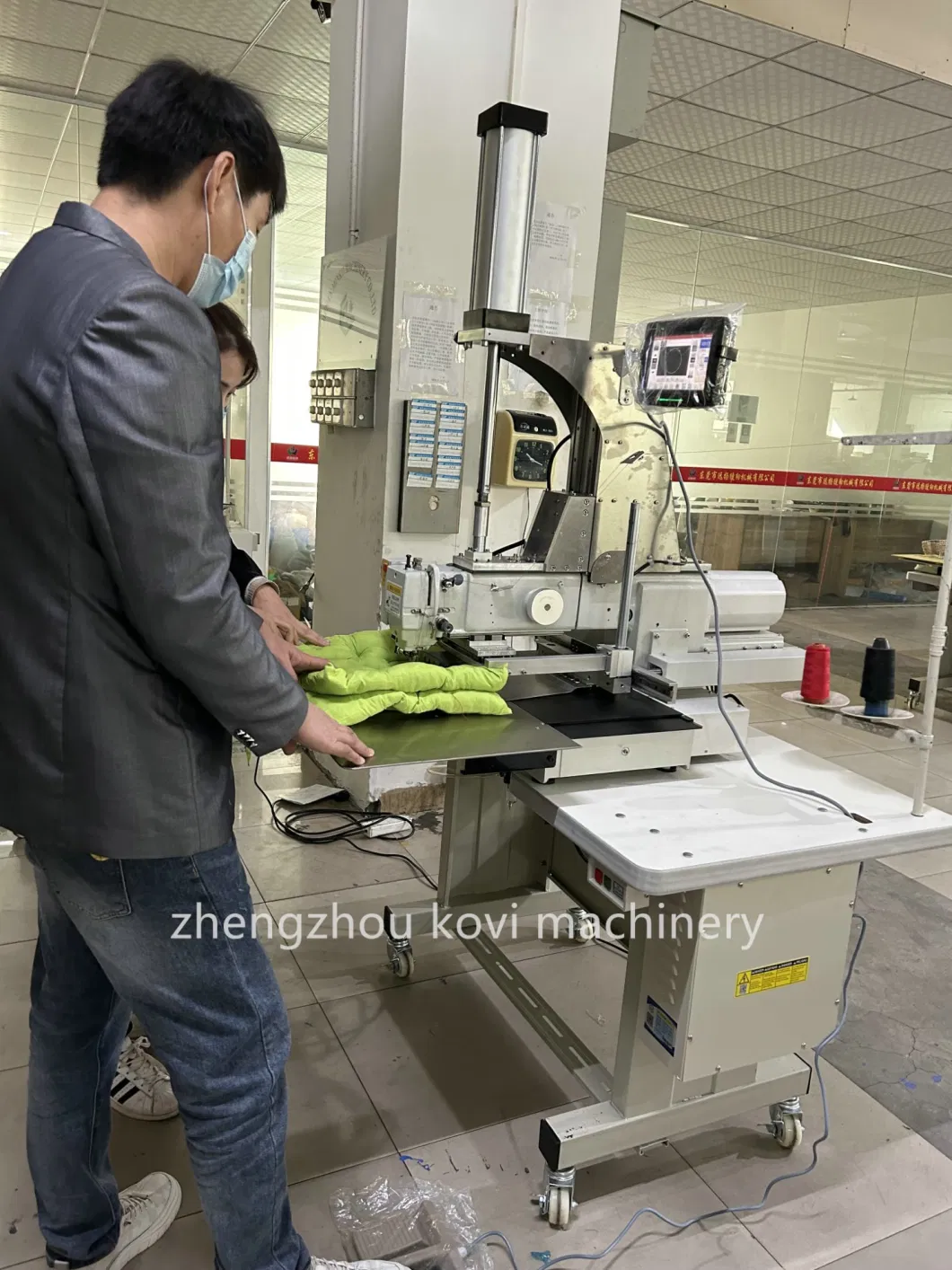 Industrial Computer Cushion Pattern Sewing Machine Cushion Tacking Machine