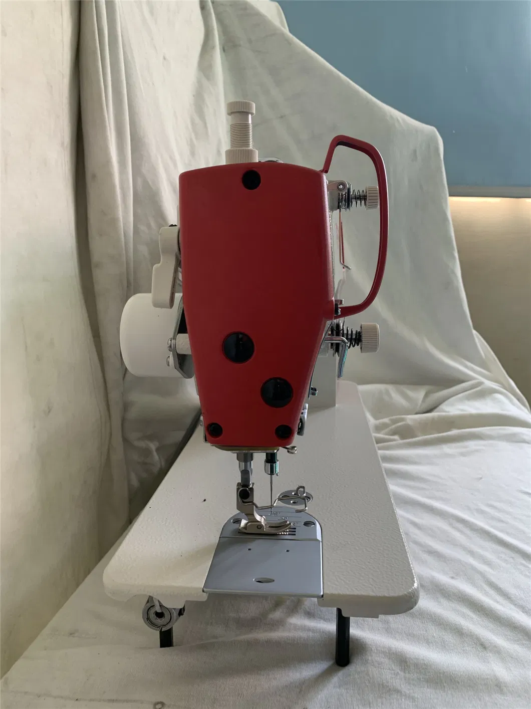 New Design Multi-Axes Moving Needle Feed Lockstitch Sewing Machine Fit 1985m