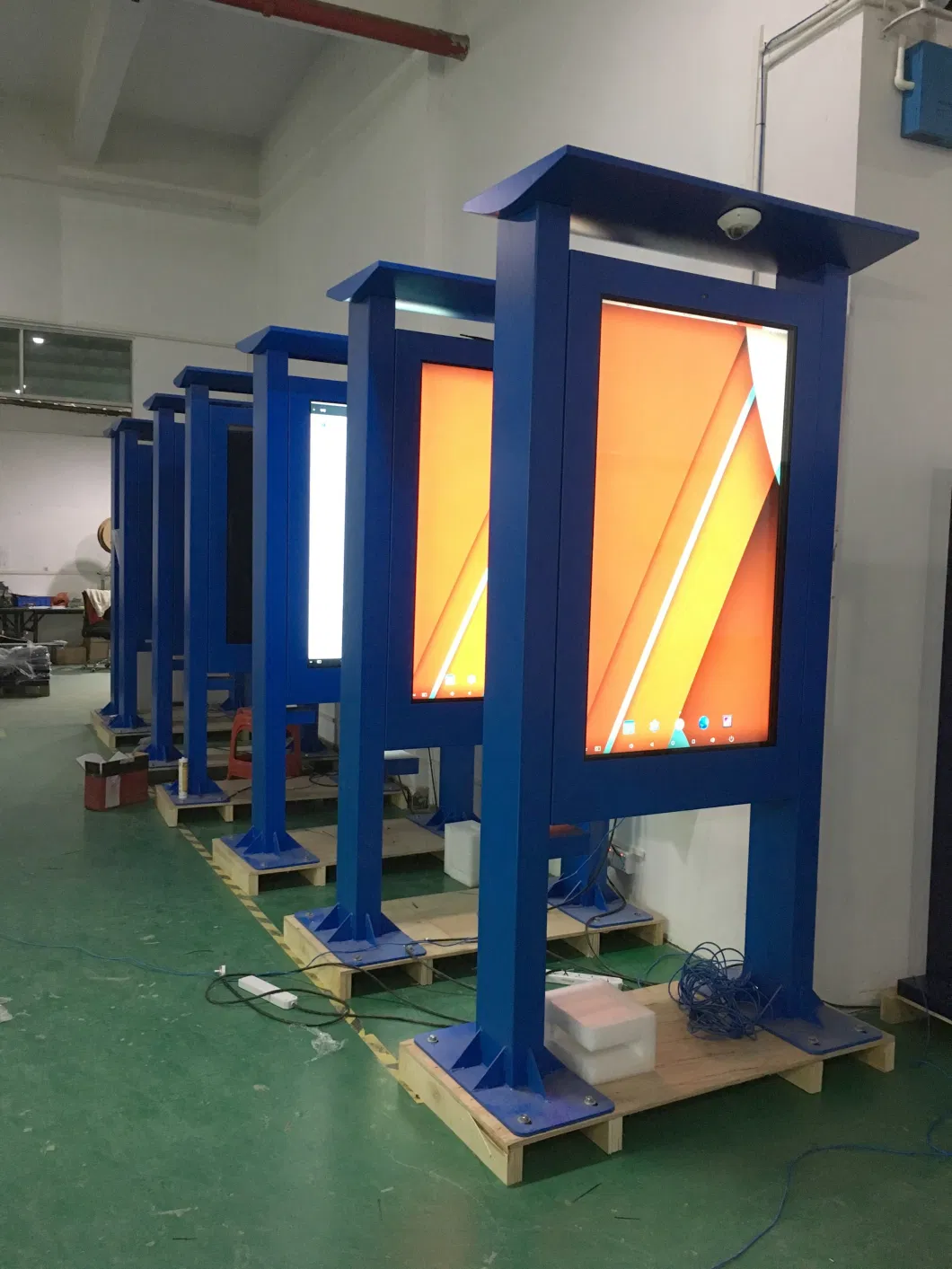 ODM Advertising Screen Air-Cooled Horizontal Screen Wall Hanging Outdoor Advertising Machine 55 Inch Ultra Thin Advertising Kiosk 2 Year Warranty Monitor