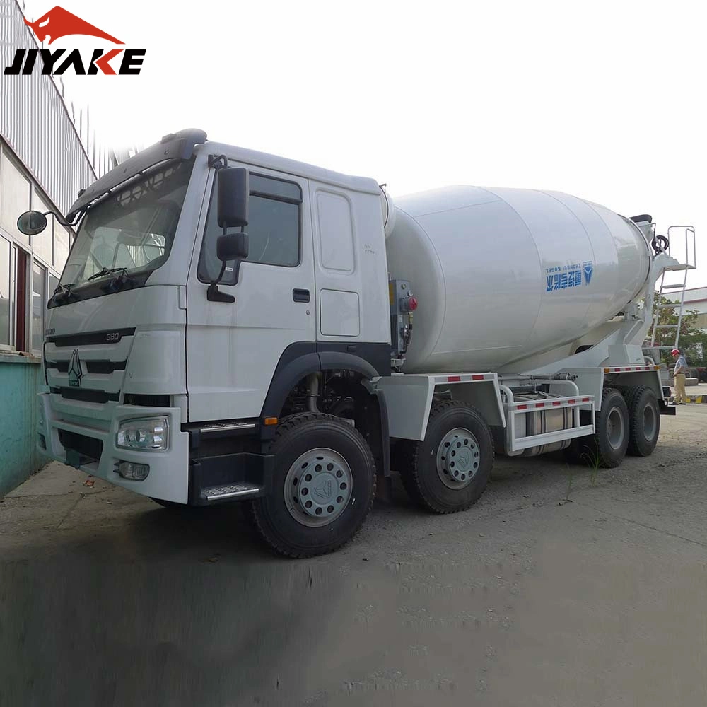 Engineering Building Concrete Mixer Truck Loading Concrete Mixing Car Sinotruk HOWO for Sale