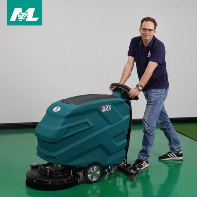 Máquina fregadora de suelos para limpieza de supermercados y aeropuertos.