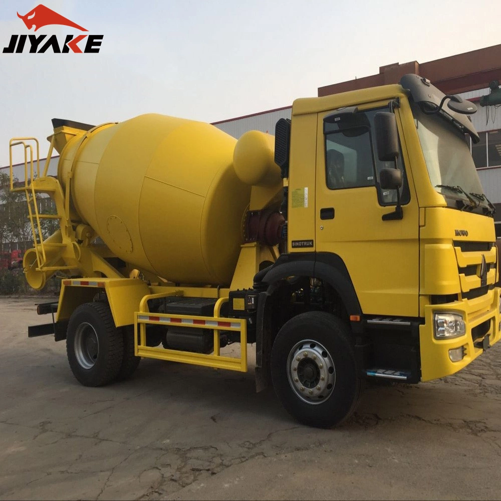 Engineering Building Concrete Mixer Truck Loading Concrete Mixing Car Sinotruk HOWO for Sale