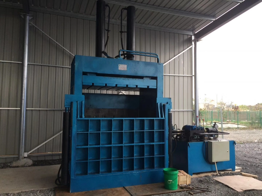 Vertical Baler Compactor Cardboard Cloth Plastic Bottles Baling Press Machine