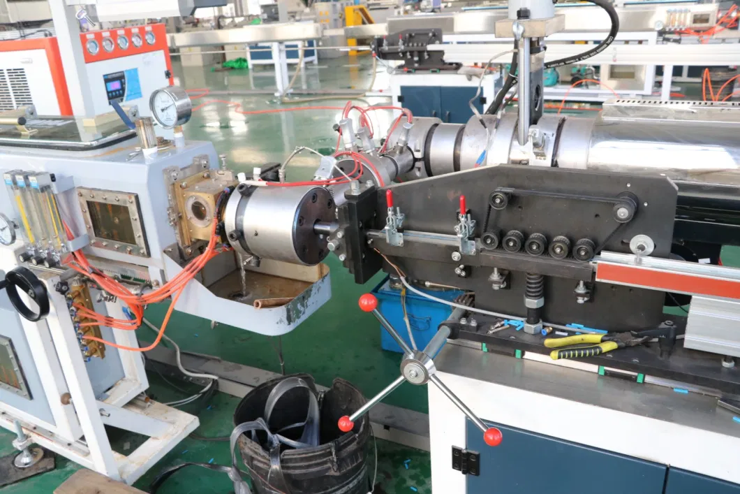 HWYAA Full Automatic Inlaid Flat Drip Irrigation Pipe Tape Production Line 16-20 mm Flat Emitter Extruder Machine