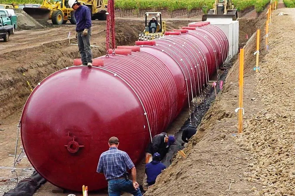 Customize Large Underground Liquid Fuel Oil Gas Petrochemicals Sulfuric Acid Storage Tanks