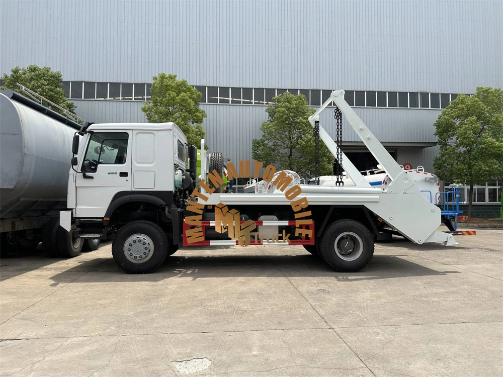 Customized Sinotruk HOWO 4X4 Swing Arm Garbage Trucks for Construction Garbage Loading