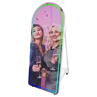Nuovo design touchscreen a specchio per eventi