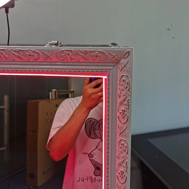 OEM 55&prime;&prime; Touchscreen Magic Mirror Photo Booth for Wedding Party