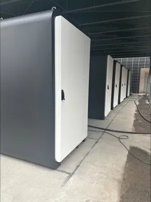 Alles in einem 96kwh-Gehäuse für Flüssigkühlung und Energiespeicher Mit Dieselgenerator verbinden