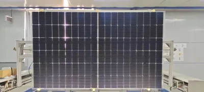 450W 500W 525W 550W Mono kristallines Silizium Photovoltaik Halbschnitt Solarzellen-Panel Preis