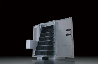 Alles in einem 96kwh-Gehäuse für Flüssigkühlung und Energiespeicher Mit Dieselgenerator verbinden