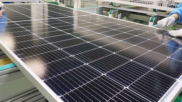 Mate Monocrystalline Silicon Solar Panels 680W 700Watts Good Price With High Quality