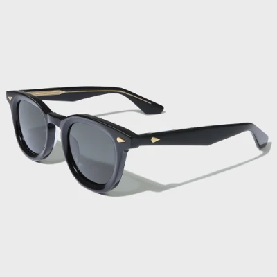 Trendy Men's Sunglasses: The Ultimate Eye-Catching Accessory