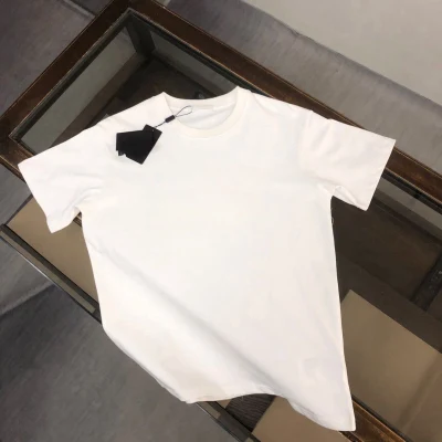 Designer Brand Crew Neck Short Sleeve Luxury Black White Gray Semi-Round Neck Color Print Loose Fit Men′s Women′s Short Sleeve Teen