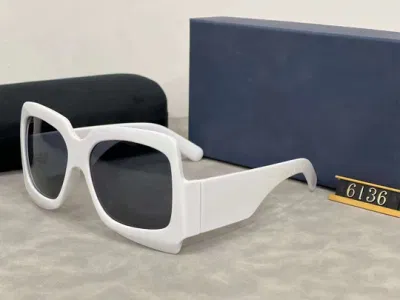 Top Luxury Sunglasses Designer Women′s Men′s Goggles Premium Glasses for Women′s Glasses Frame Vintage Metal Sunglasses with Box