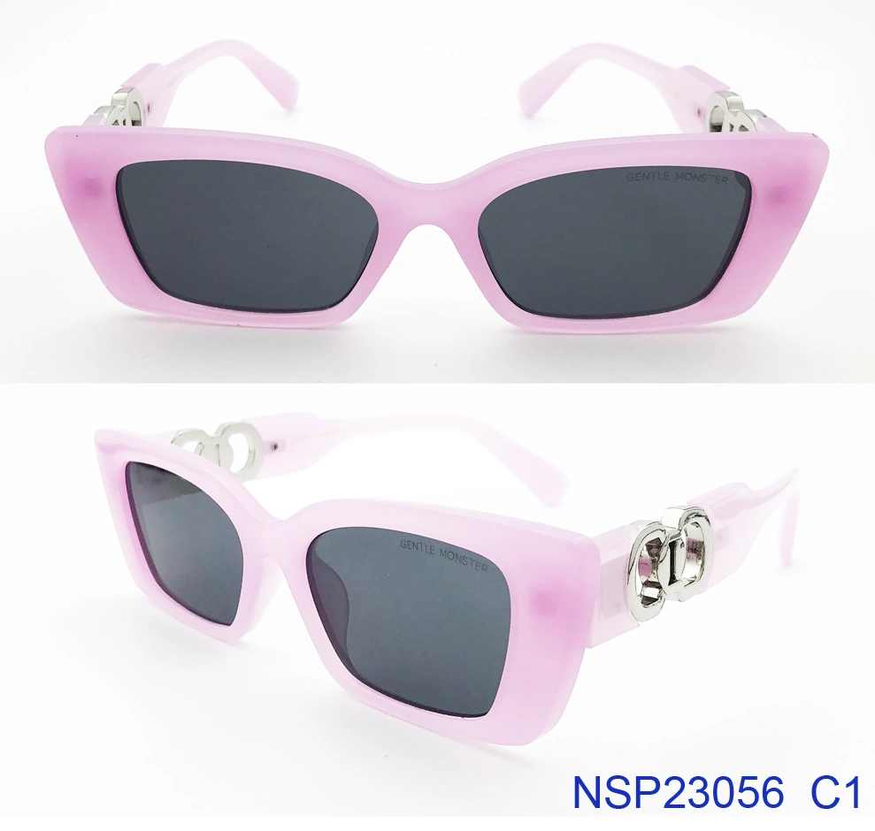 2023 Luxury Fashion Small Square Wholesale Popular New Outdoor Designer Women Retro Ladies Personality PC Fram High Quality Sunglasses