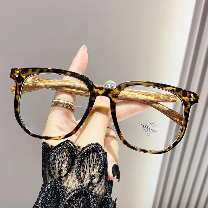 Wholesale High Quality Cp Spring Hinge Cat Eye Anti Blue Light Eyeglasses Frames Optical Fashion Computer Women Reading Glasses