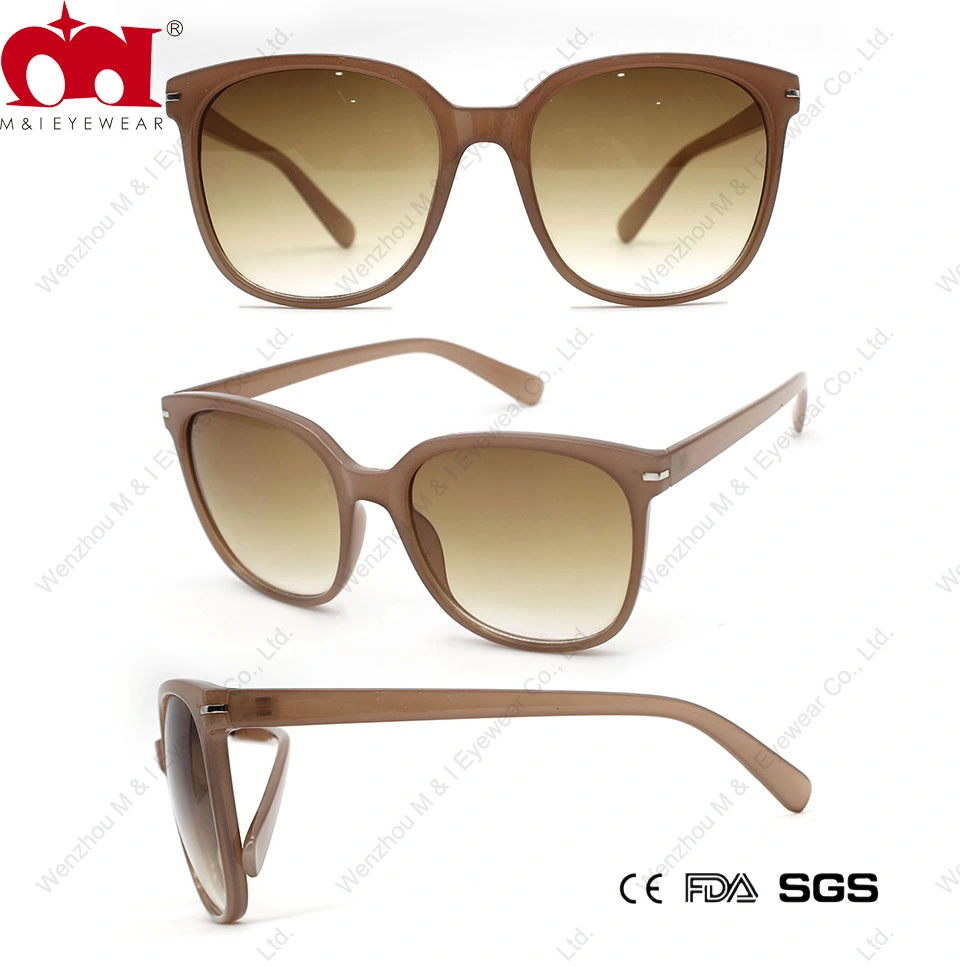 Light Color Frame Classic Rivet Fashionable Unisex Vintage Sunglasses (WSP20128)
