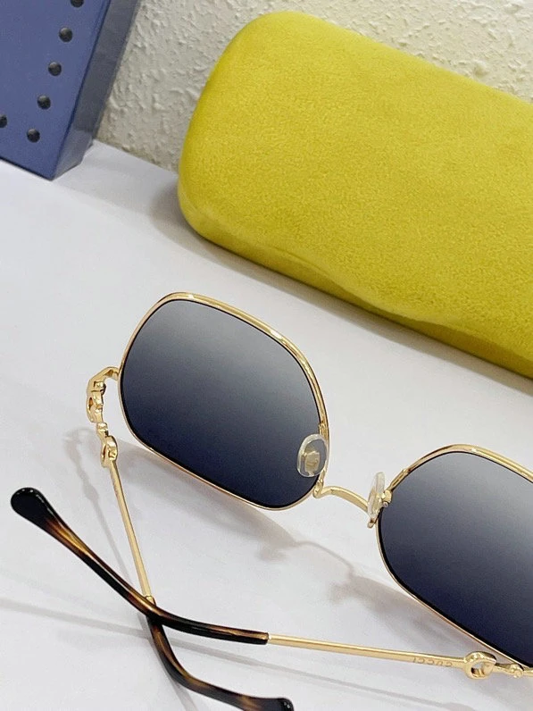 Sun Protection and Anti-Ultraviolet Strong Light Sunglasses Polarized Sunglasses Fashion Sunglasses