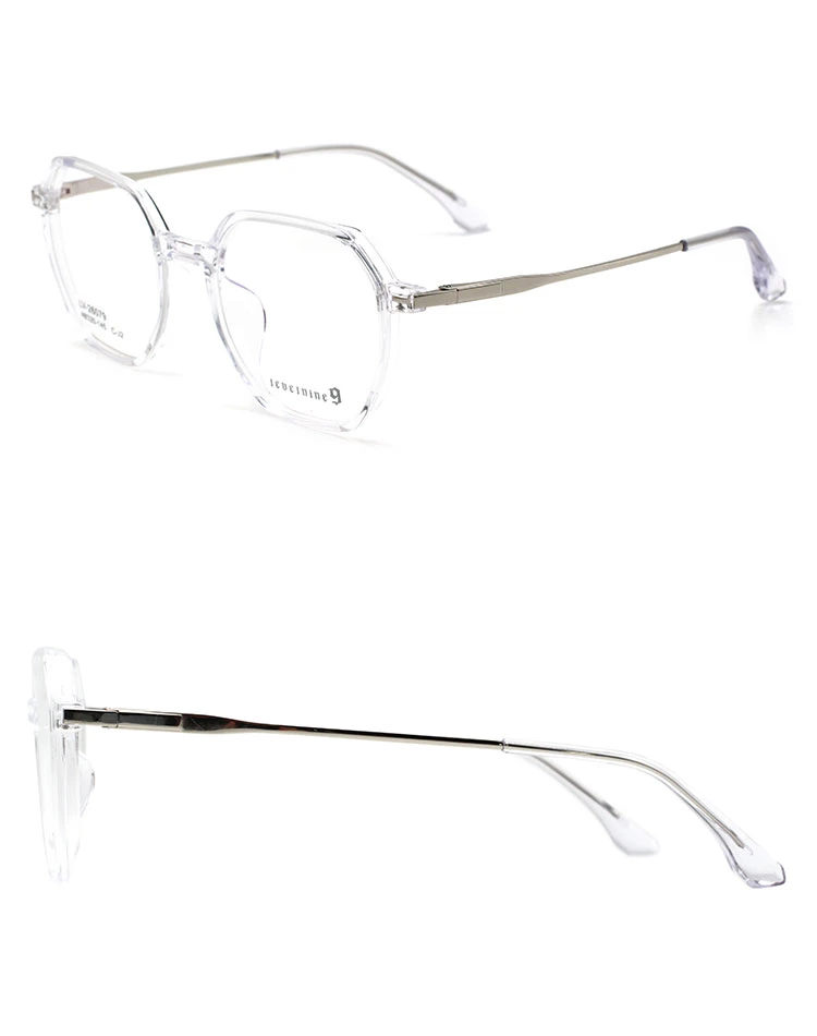 Trending Men&prime;s Stylish Matte Black Plastic Frame Spectacles