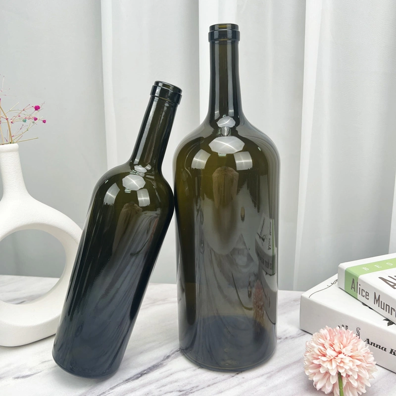 Wholesale Empty Glass Bottle Packing 750ml Champagne Bottle Recycled Wine Bottle Glasses