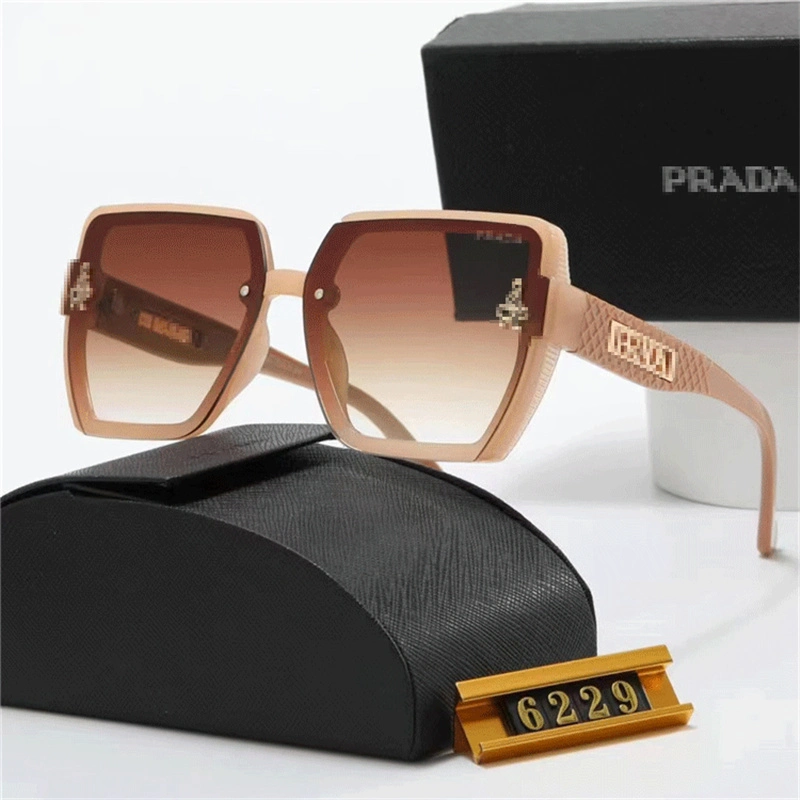 Luxury Brand Designer Vintage Oversized Square Sunglasses Women Men Classic Frame Women Sun Glasses for Female UV400