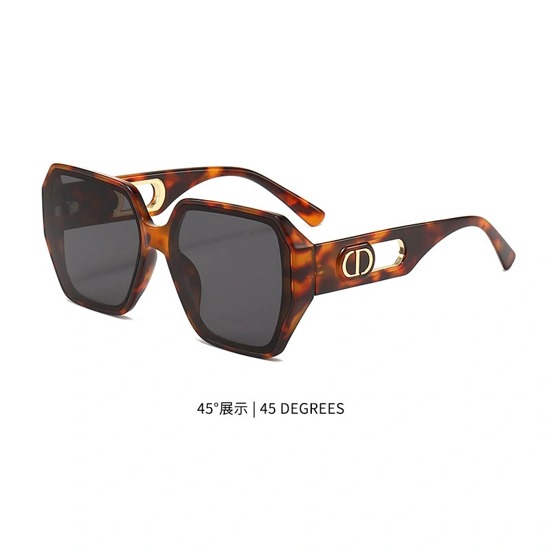 Street Shot Retro Trend Large Frame Sun Glasses Women&prime;s Travel UV Protection Men&prime;s Driving Sunglasses (CFEGS-043)