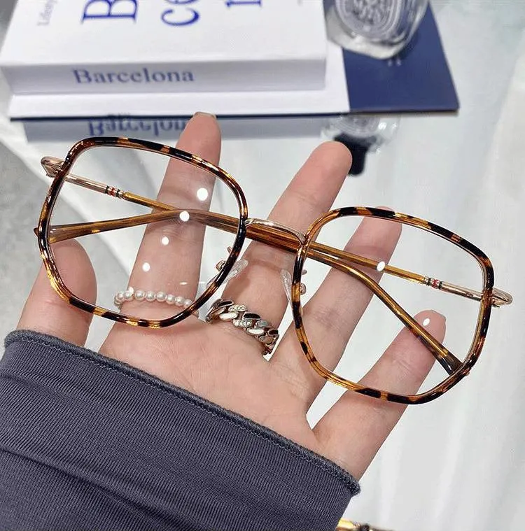 Oversized Square Trendy Fashion Anti Blue Light Eyeglasses Frames Reading Designer Eyewear Women Men Glasses