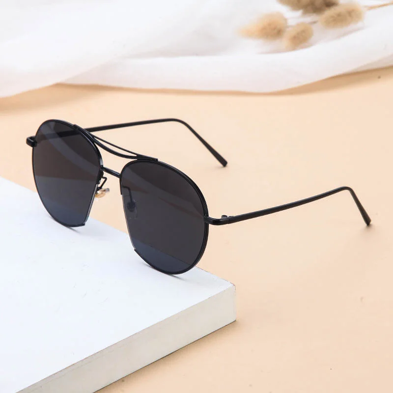 2023 New Fashion Sunglasses Designer Luxury Women Sun Glasses Men Trendy