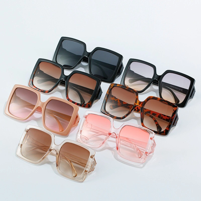 2023 New Arrival Square Rimless Designer Fashion Women Ladies Sunglasses