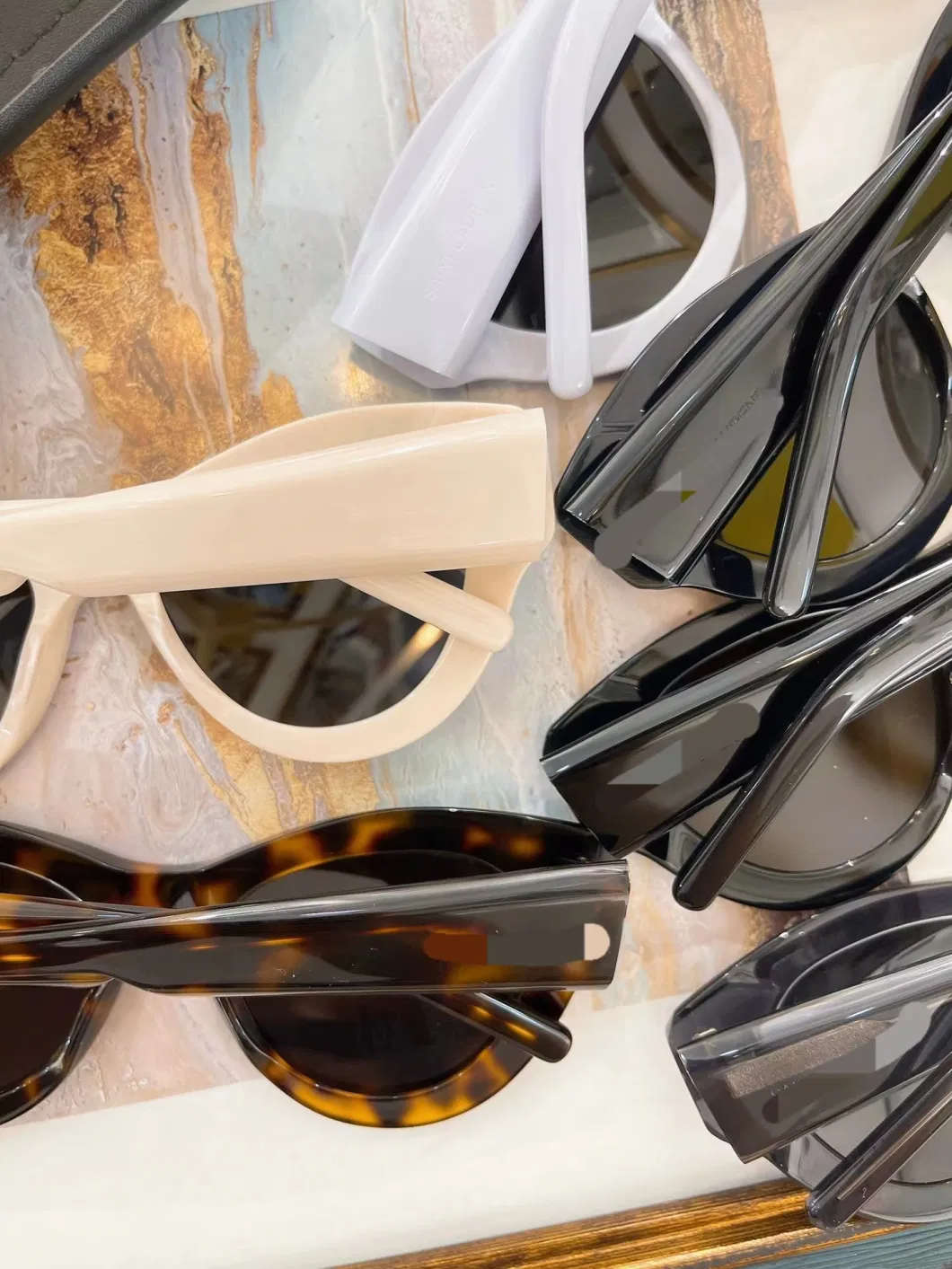 2023 Fashion Sunglasses Frame Retro Ladies Sunglasses Designer Sunglasses Women Luxury Sun Glasses Eyewear