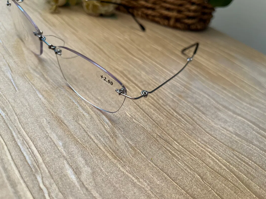 2021 Folding Frameless Reading Glasses Super Light Weight 10g Stainless Still Comfortable Folding Glasses Premium Quality